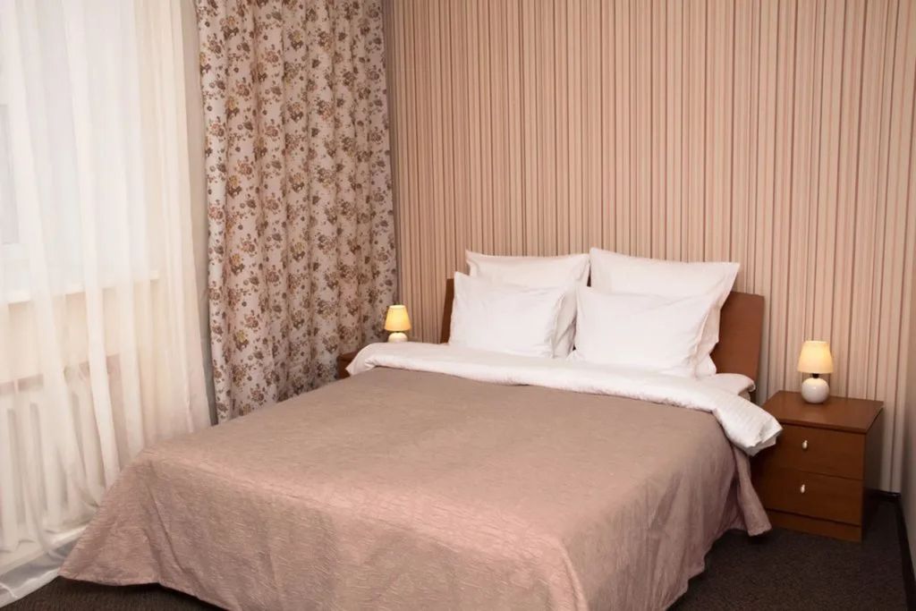 Двухместный номер с 1 кроватью Семейный первой категории