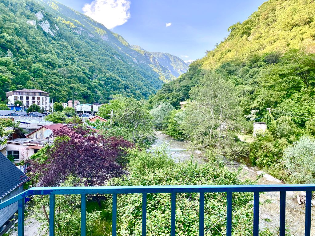 Двухместный номер с 1 кроватью эконом с видом на горы