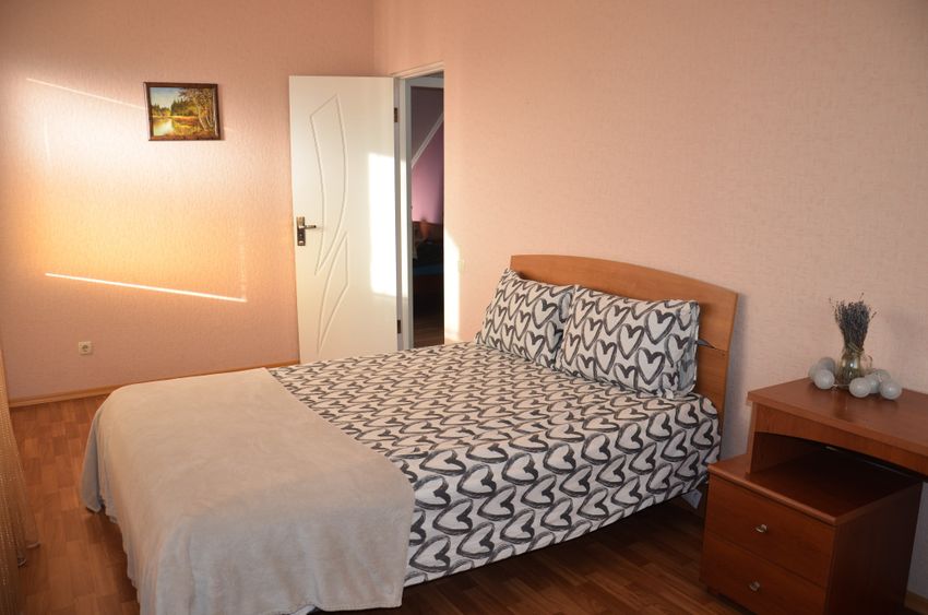 Спальня 6(двуспальная кровать)