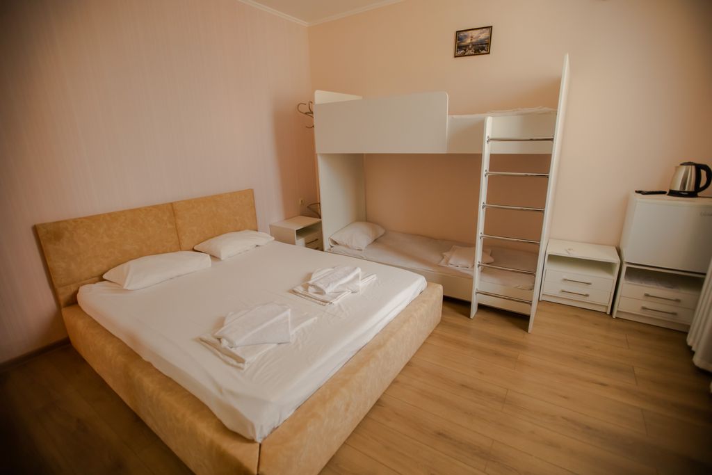 Четырёхместный номер улучшенный