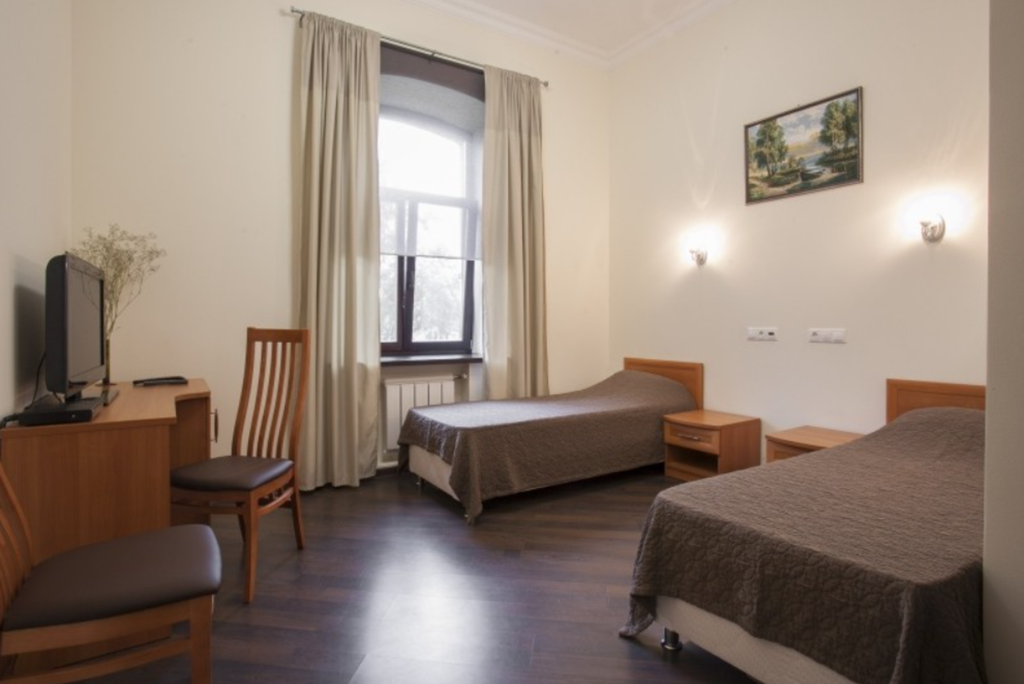 Двухместный номер с 2 отдельными кроватями стандарт