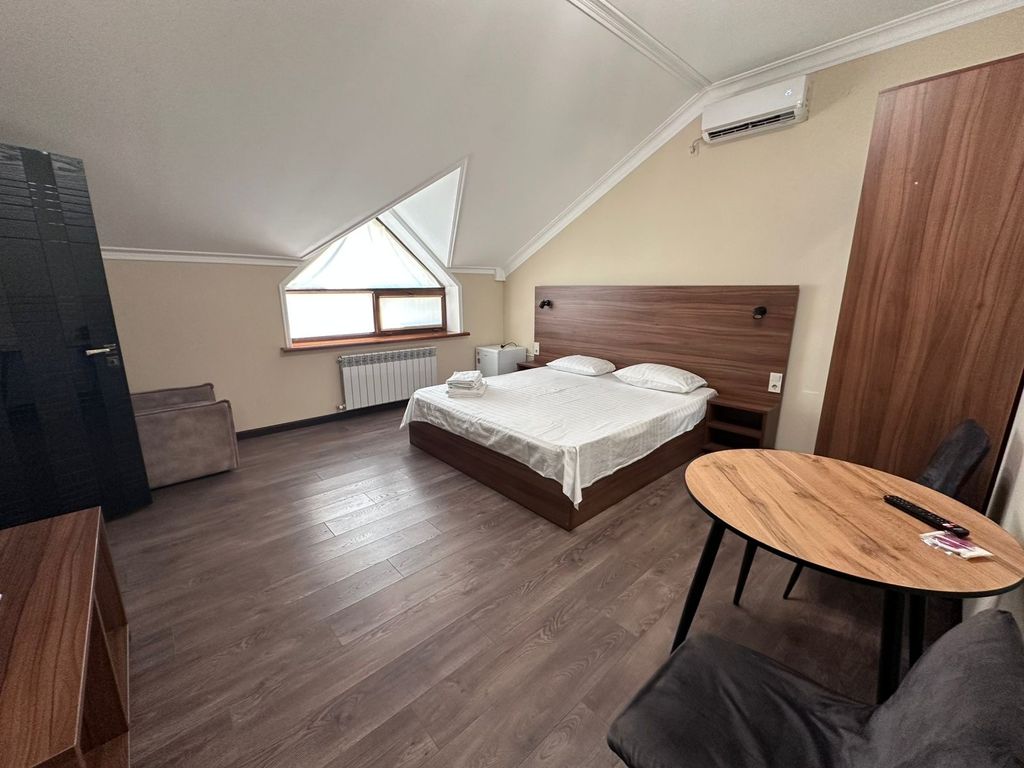 Трёхместный номер улучшенный