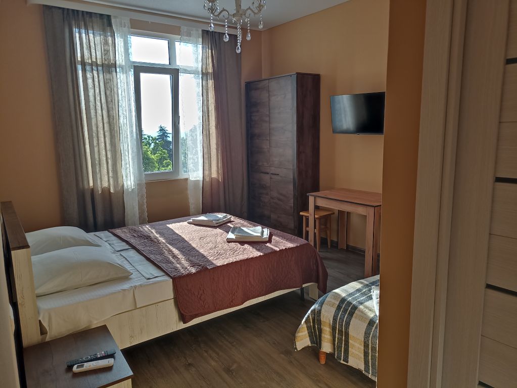 Трёхместный номер стандарт с видом на море