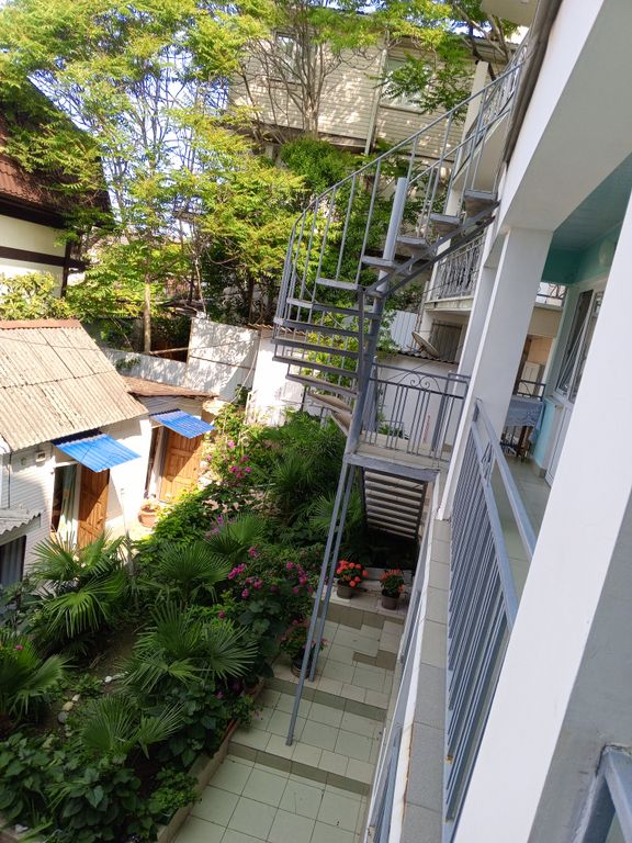 Трёхместный номер стандарт с видом на море