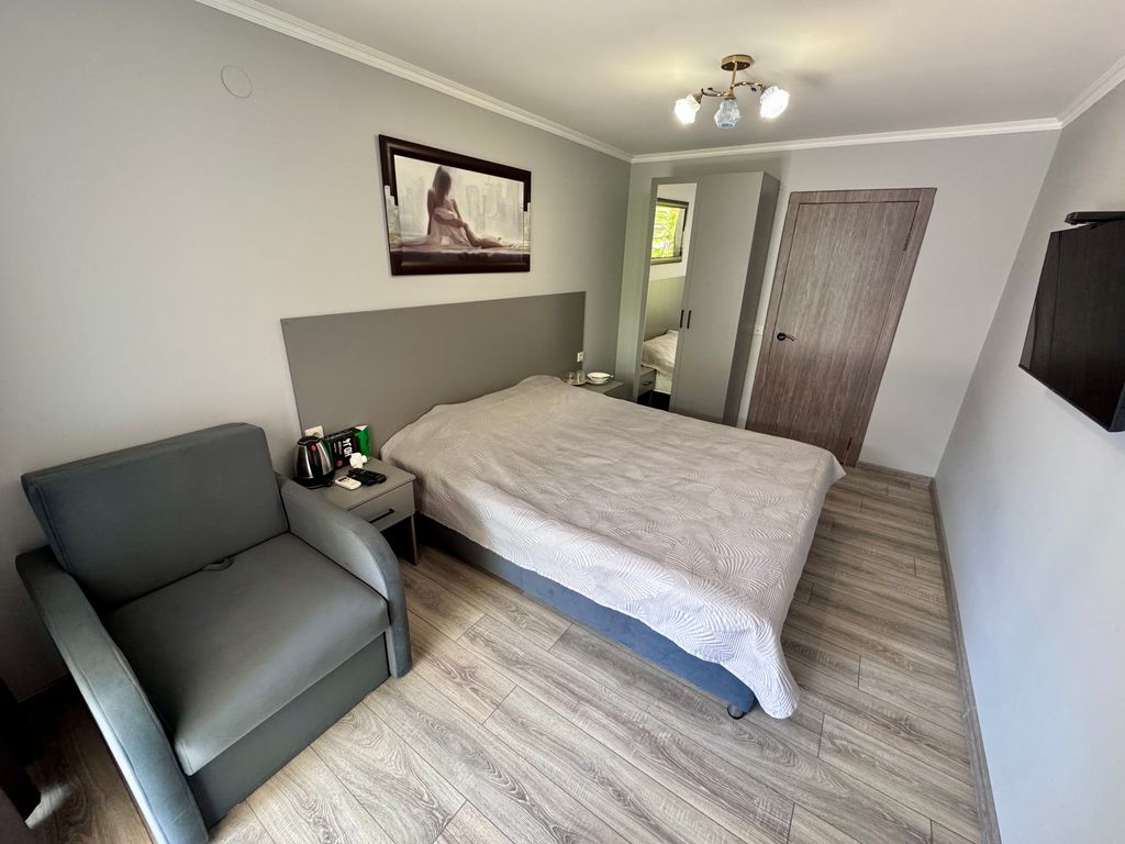 Трёхместный номер стандарт с видом на море