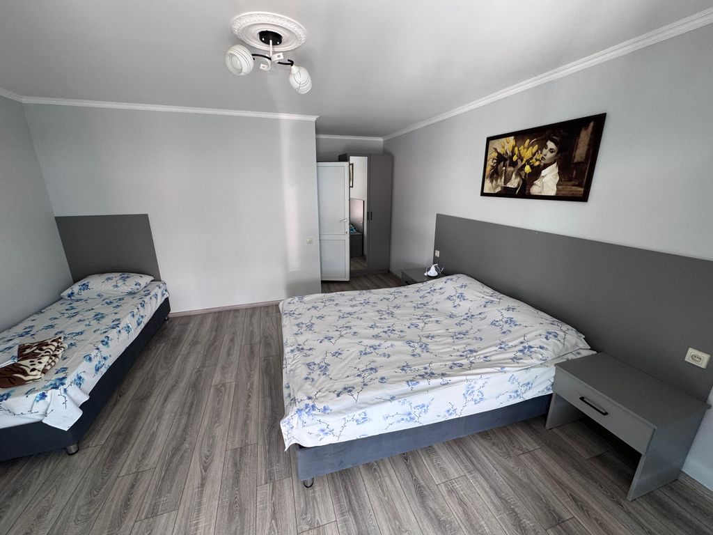 Трёхместный номер стандарт с видом на море