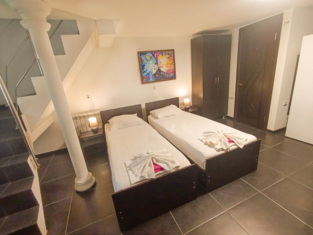 Двухместный номер с 2 отдельными кроватями эконом