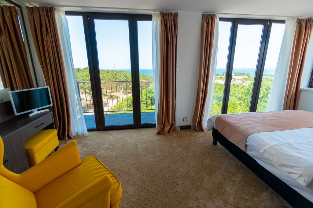 Семейный номер люкс с видом на море