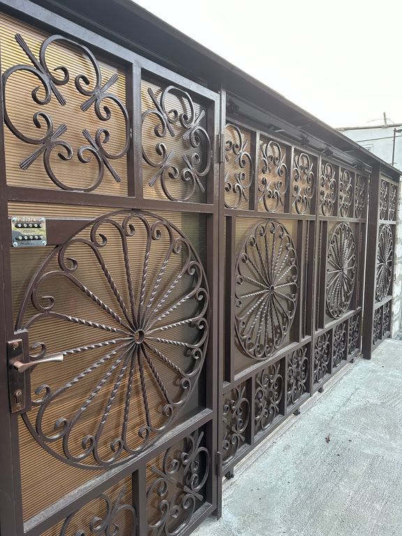 Семейный номер улучшенный с видом на горы