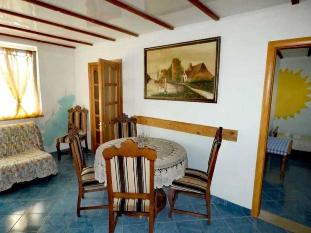 Апартаменты 3х-комнатный с кухней