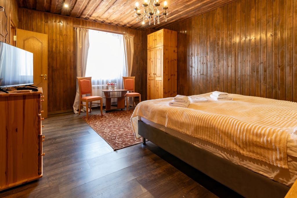 Двухместный номер с 1 кроватью Полулюкс с сауной