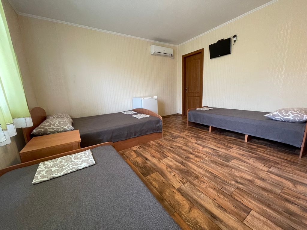 Четырёхместный номер стандарт