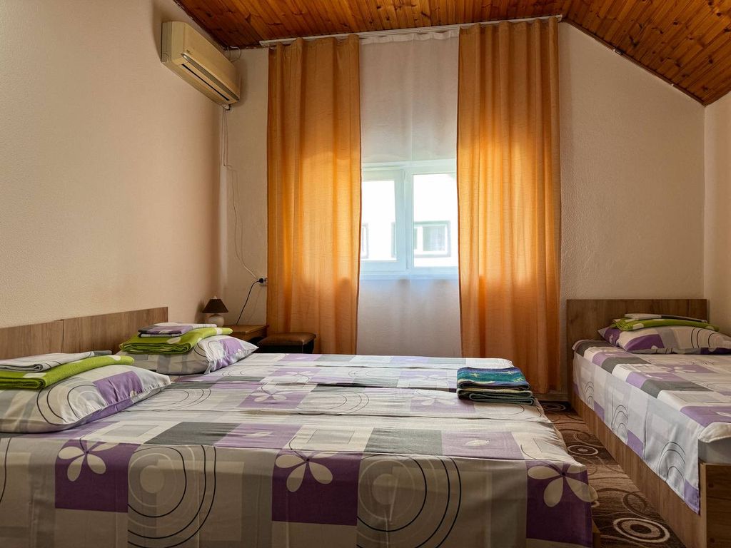 Трёхместный номер Трехместный стандарт