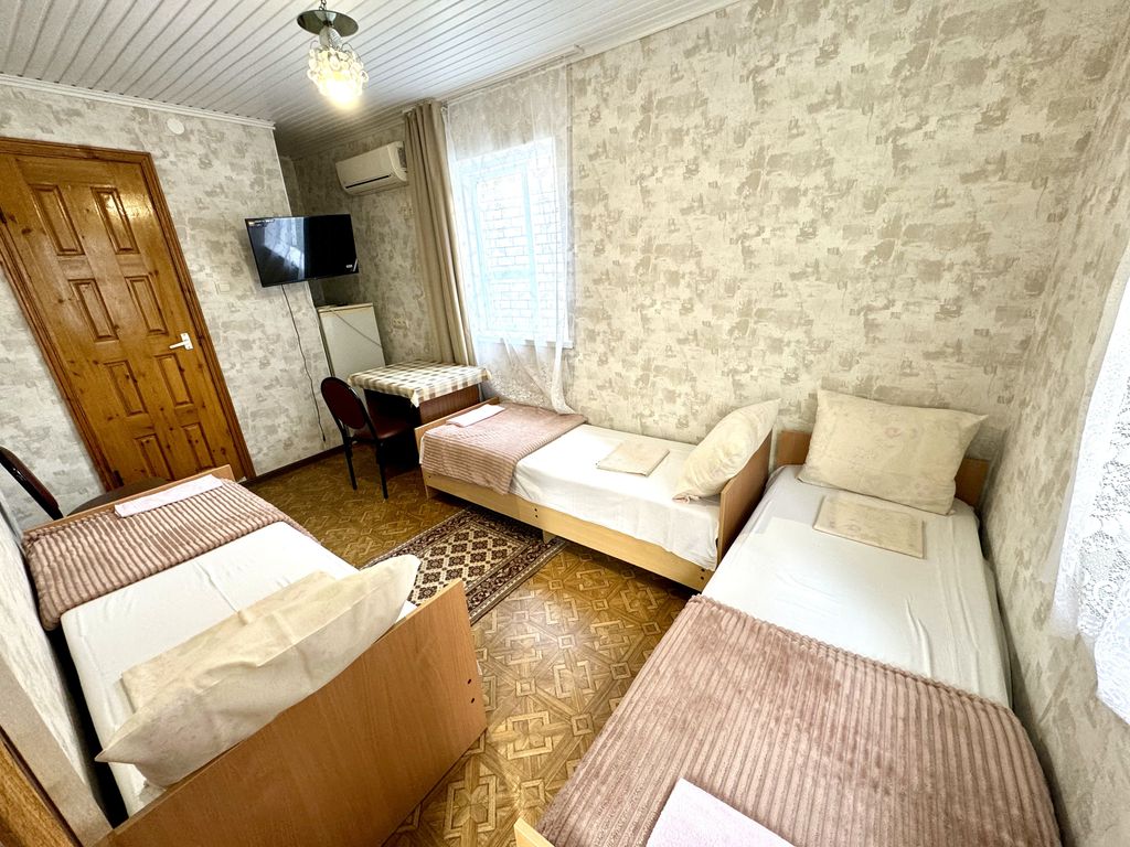 Трёхместный номер 3 местный с удобствами