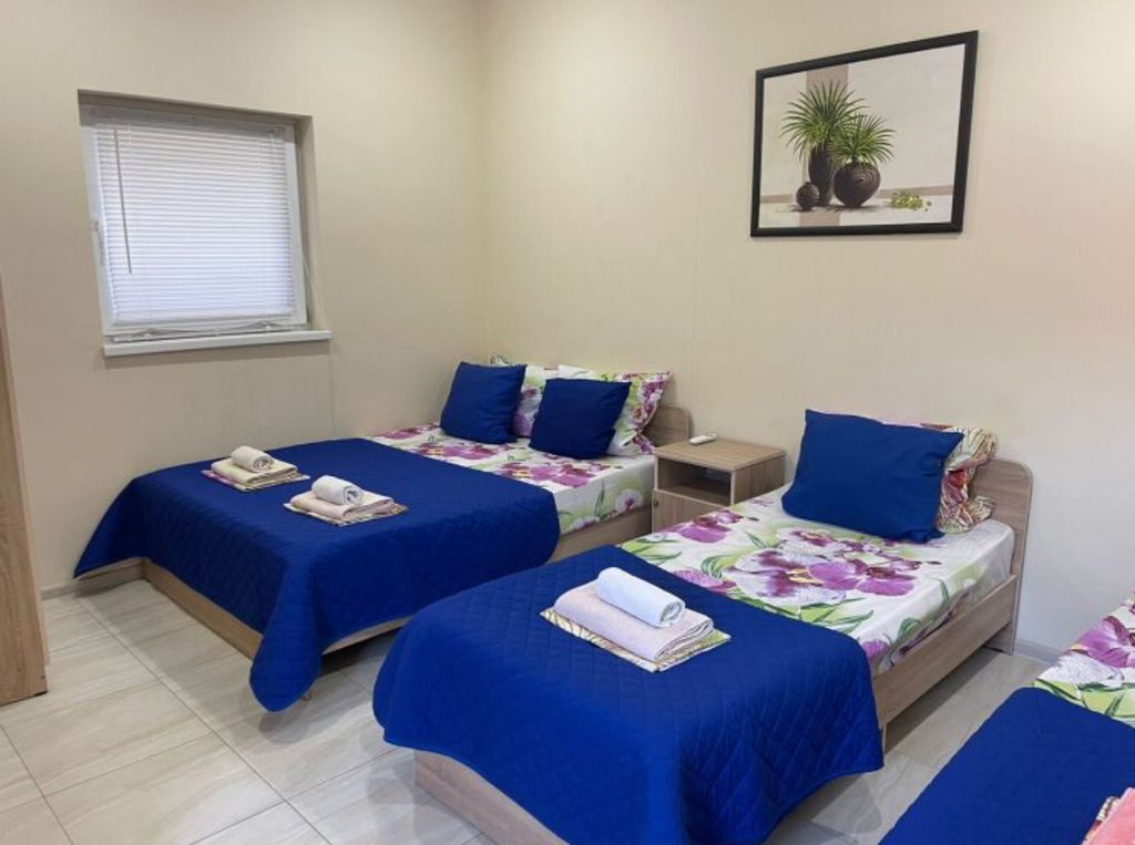 Трёхместный номер номер люкс