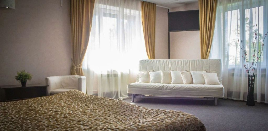 Двухместный номер с 1 кроватью полулюкс комфорт