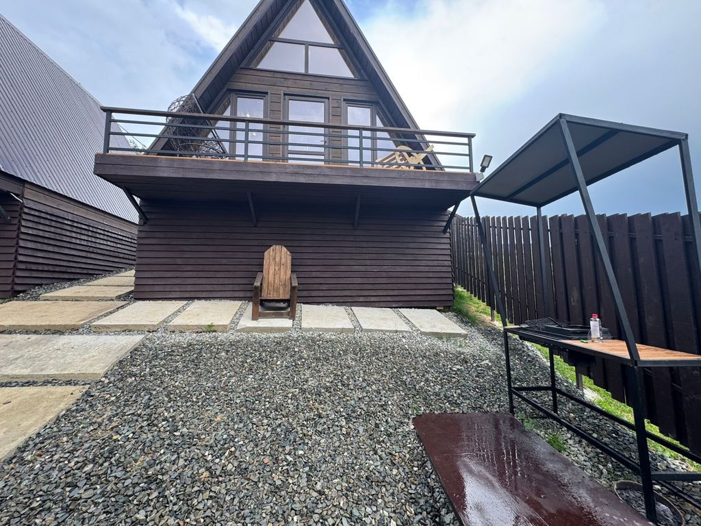 Дом домик а - фрейм четырехместный "люкс"