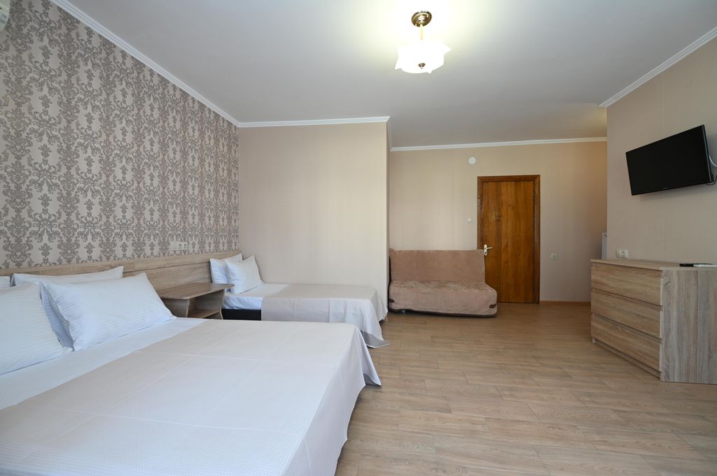 Трёхместный номер стандарт