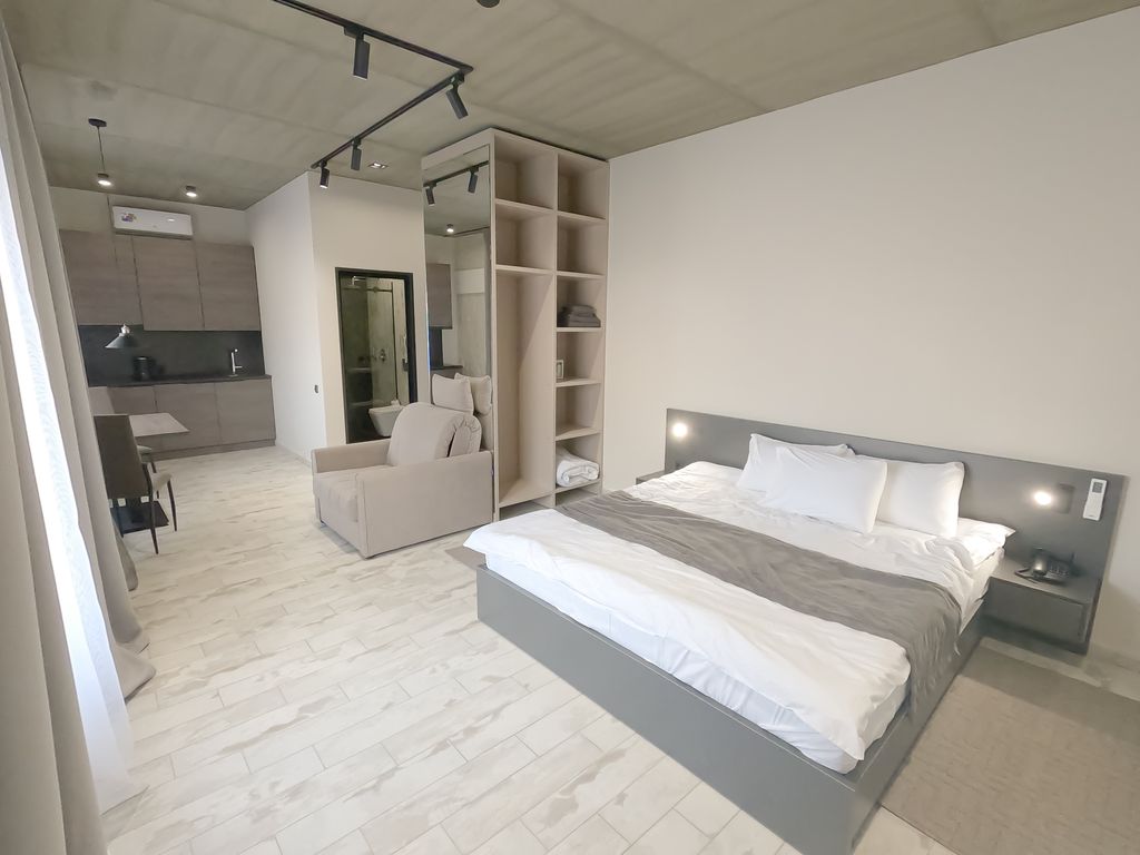 Трёхместный номер Студия