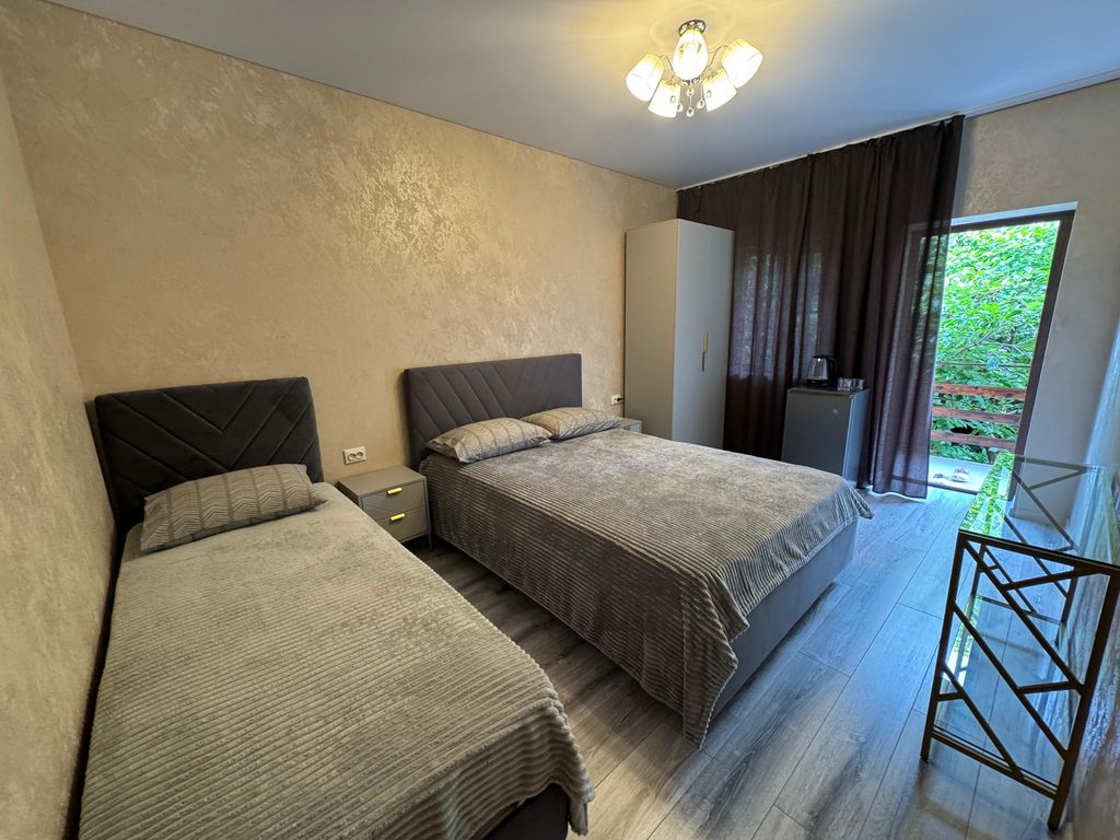 Трёхместный номер улучшенный