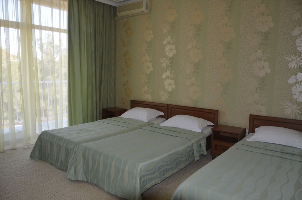 Трёхместный номер стандарт