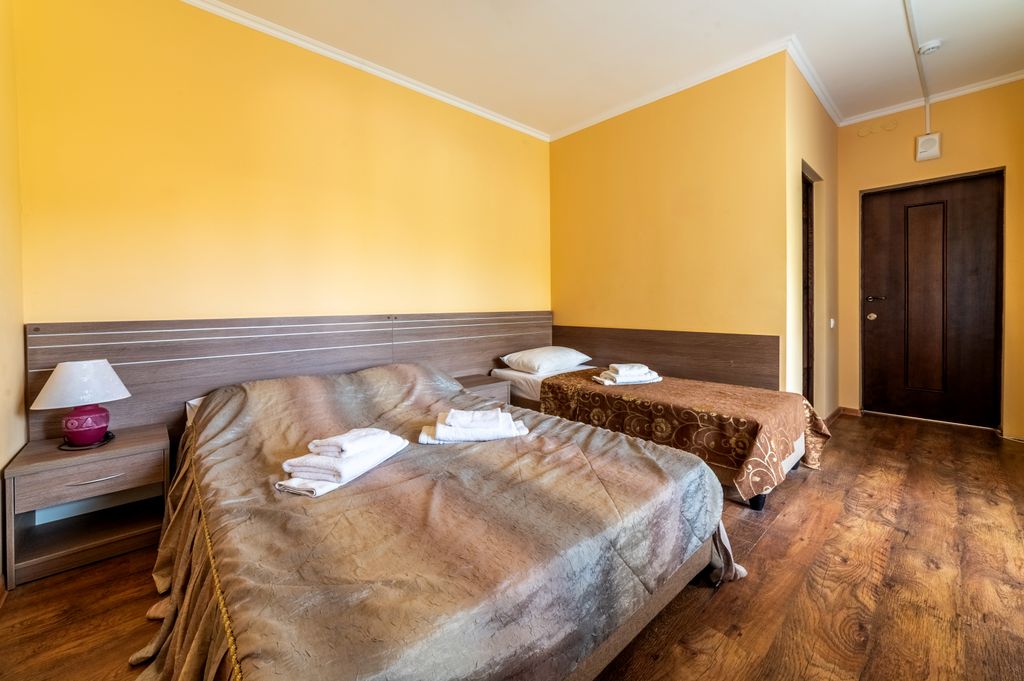 Трёхместный номер улучшенный 3.5