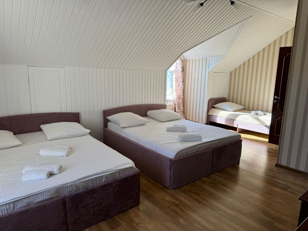 Семейный номер улучшенный с видом на море