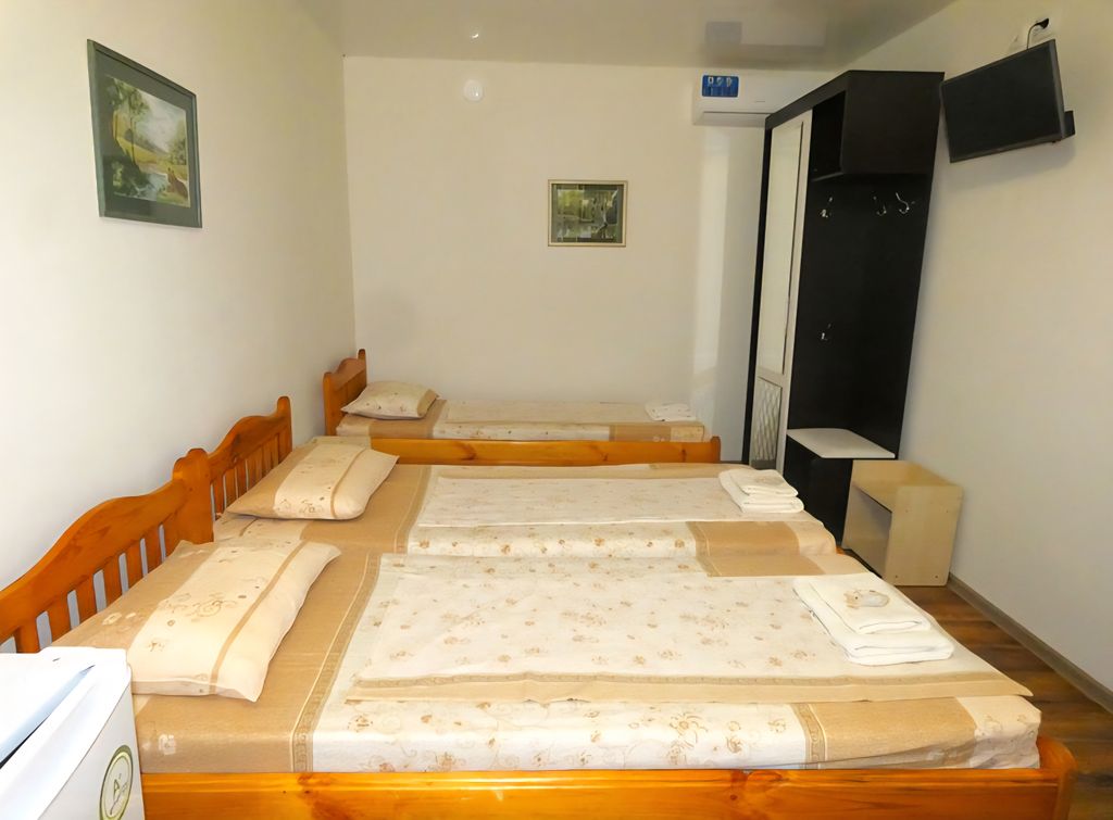 Трёхместный номер стандарт