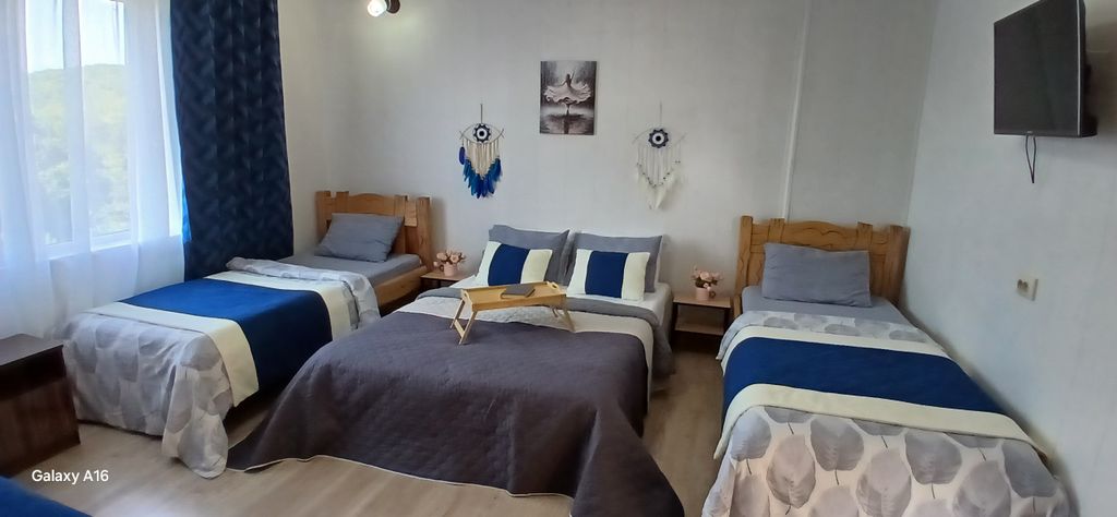 Апартаменты пятиместный номер