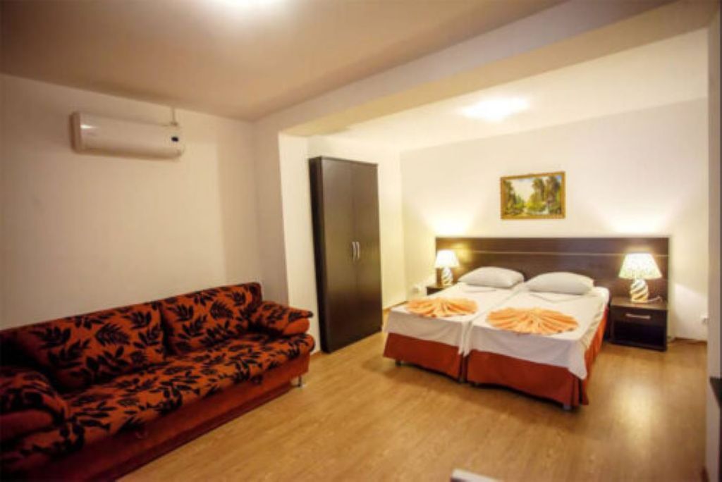 Трёхместный номер Комфорт