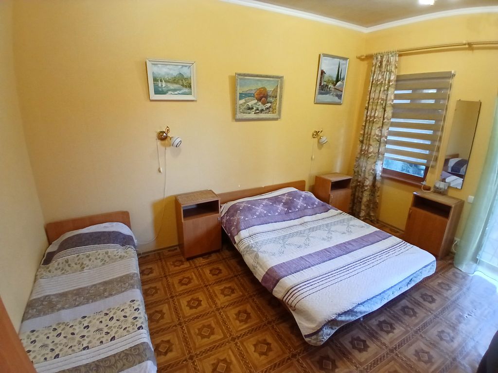 Трёхместный номер на 1 этаже