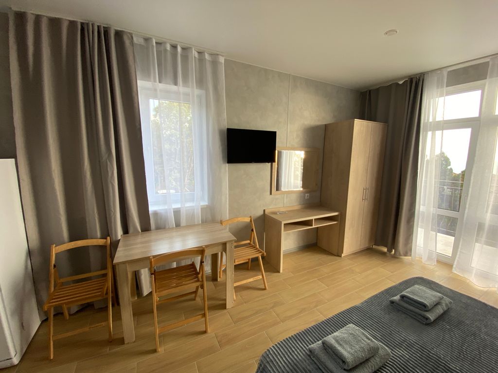 Четырёхместный номер улучшенный с видом на море