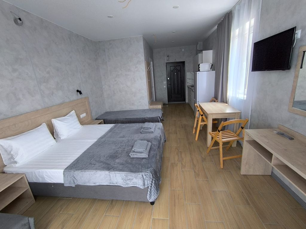 Четырёхместный номер улучшенный с видом на море