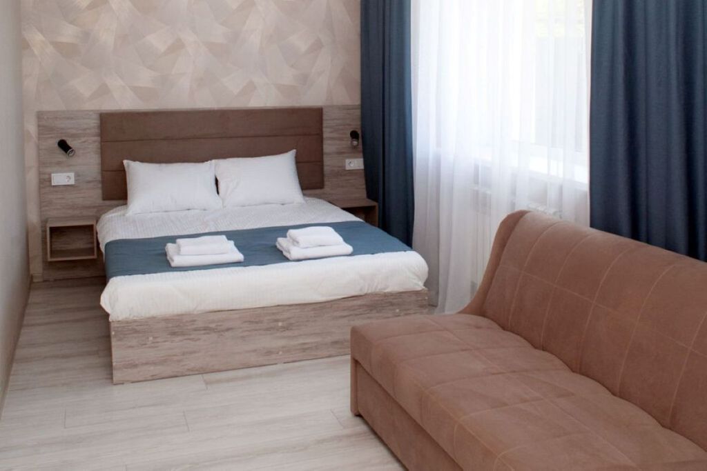 Трёхместный номер Комфорт