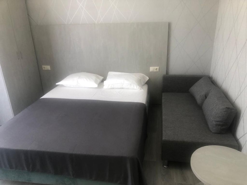 Трёхместный номер Трехместный Комфорт с балконом