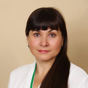 Юлия Набатникова