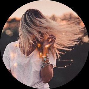 Олеся Ахондова