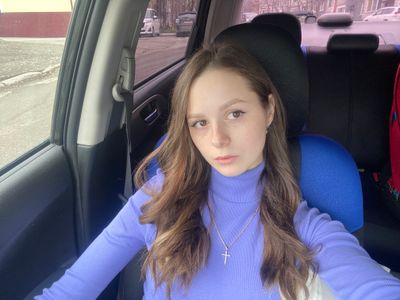 Виктория  Азарова