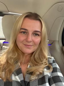 Анна Есимчик