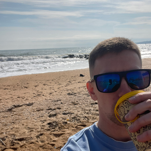 Александр  Смольянинов