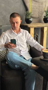 Владислав  Давыдов