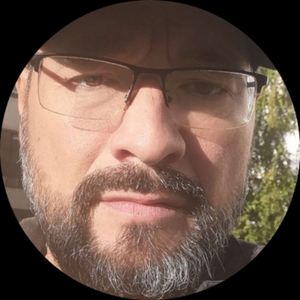 Виталий Заутренников