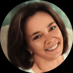 Лариса Семенова