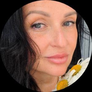 Елена Сахарова