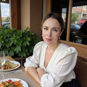 Ирина Жуков