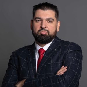 Роман Броев